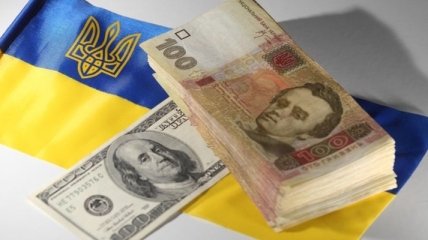 Госстат: Девальвация гривны уменьшила прямые инвестиции в Украине