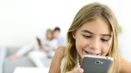 Негативное влияние смартфона на здоровье ребенка