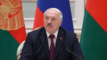 Олександр Лукашенко намагатиметься уникнути великого ризику