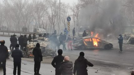 Протести в Алмати