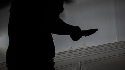 В Одессе пьяный юноша напал с ножом на 18-летнюю девушку