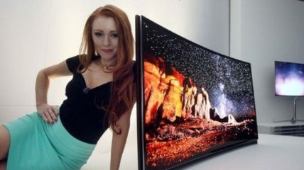 1-й в мире выгнутый телевизор от Samsung