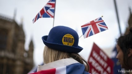 Британия не намерена откладывать Brexit, но дата голосования еще не определена
