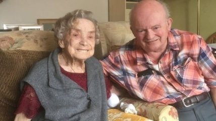 Впервые замуж в 100 лет: необычная пара из Британии (Видео)