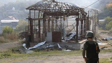 Не контролируют ни одного въезда: Азербайджан попросил помощи России в Карабахе