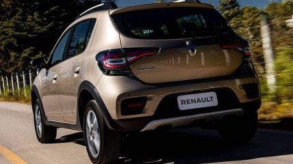 Renault презентовала обновленные Logan, Sandero и Stepway (Видео)