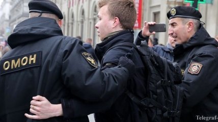 В Беларуси ОМОН проводит массовое задержание активистов