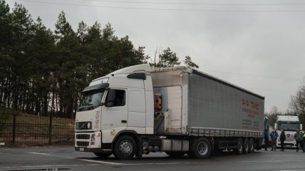 Польша разблокировала пропуск украинских грузовиков на нескольких КПП: список и карта
