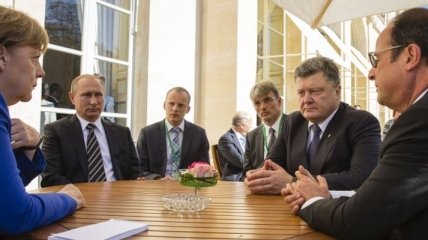 Лидеры "Нормандской четверки" обсудили ситуацию на Донбассе