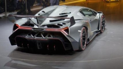 Lamborghini планирует назвать свой гиперкар Centenario