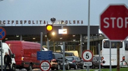 60 тысяч невъездных: Почему украинцев все чаще не пускают в Польшу
