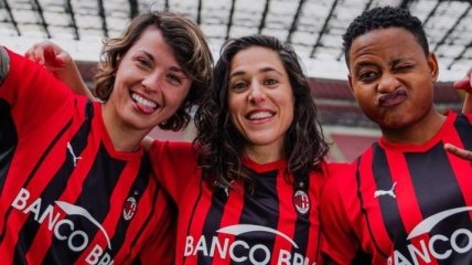 "Милан" представил новую основную форму на следующий сезон (видео)