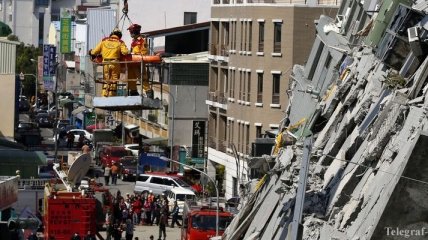Разрушительное землетрясения на Тайване унесло жизни 37 человек