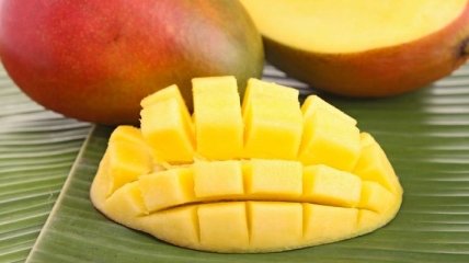 Медики назвали вкусный фрукт, который убережет от рака груди