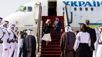 Зеленский уже в Катаре: советник Ермака раскрыл первые детали визита