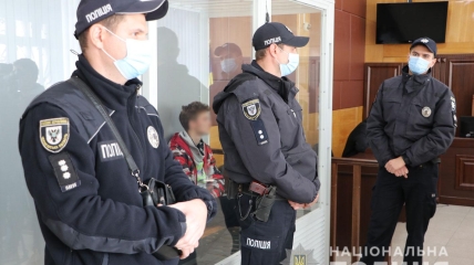 Суд по делу об убийстве полицейского в Чернигове