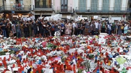 Число жертв терактов в Испании увеличилось до 16