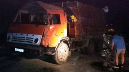 В Днепропетровской области перевернулся грузовик с каустической содой