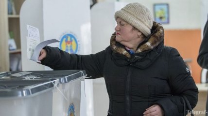 В Молдове проходят парламентские выборы и референдум