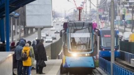  В Киеве общественный транспорт изменит маршруты движения