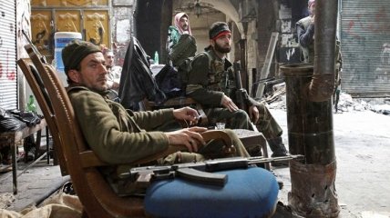 Сирийские повстанцы объявили о захвате города на границе с Турцией
