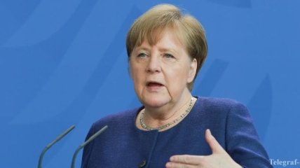 Меркель: COVID-19 - самое серьезное испытание за всю историю ЕС