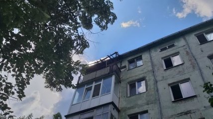В Харькове пожарные вытащили парня из горящей квартиры