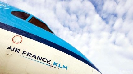 Самолет Air France аварийно сел в Париже