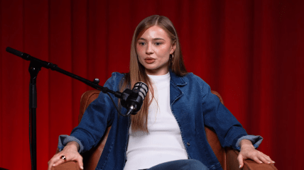 Лиза Василенко рассказала, каким был контракт на съемках сериала "Школа"