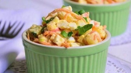 Рецепт салату з крабових паличок та моркви по-корейськи