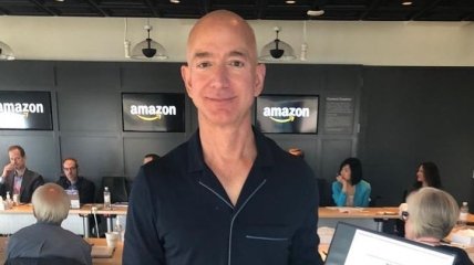 Гендиректора Amazon потеснили с места богатейшего человека планеты, но всего на несколько часов