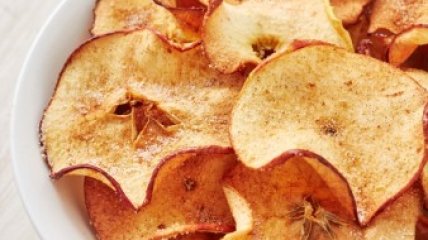 Похрустим яблочными чипсами