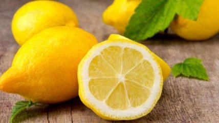 Как надолго сохранить свежесть лимонов