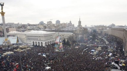 Сегодня суд запретил протестные акции на Майдане