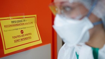 Во Франции за сутки от коронавируса скончались 218 человек