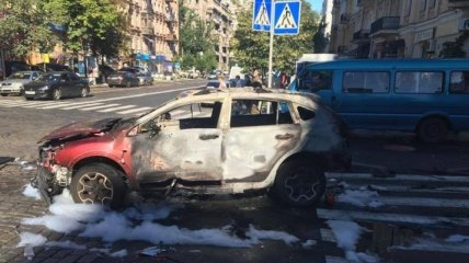 В центре Киева взорвалось авто известного журналиста