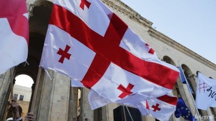 Евросоюз и США отреагировали на протесты в Грузии