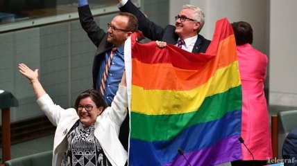 Австралия бесповоротно одобрила однополые браки