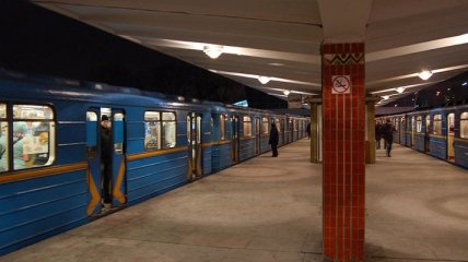 В Киеве "заминировали" станцию ​​метро "Дарница"