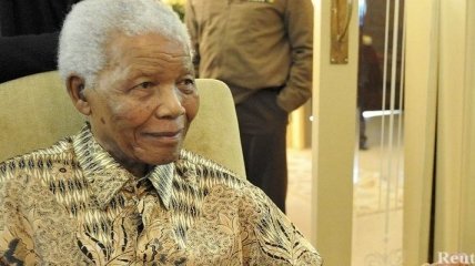 Нельсон Мандела делает успехи на пути к выздоровлению
