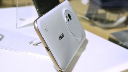 Инновационный камерофон от Asus в ближайшее время будет на рынке