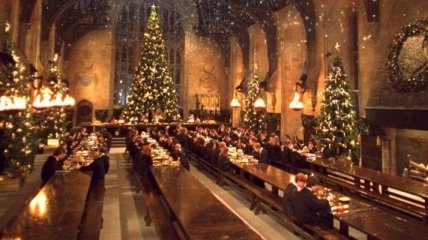 Поклонники Гарри Поттера смогут отпраздновать Рождество в Хогвартсе