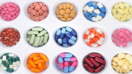 Нужно ли принимать антибиотики: контролируем врачей