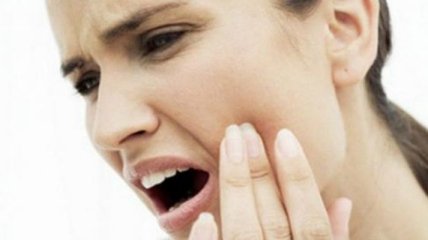 Как снять боль, когда режутся зубы мудрости?