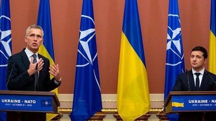 Столтенберг: Двери к членству Украины в НАТО открыты, но путь непрост 