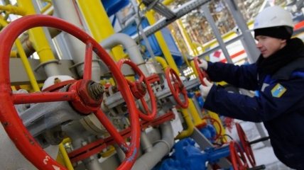 Украина сократила транзит газа почти на половину
