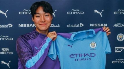 Манчестер Сити подписал южнокорейского нападающего