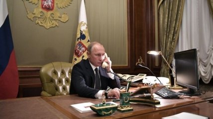 Зеленський провів телефонну розмову з Путіним