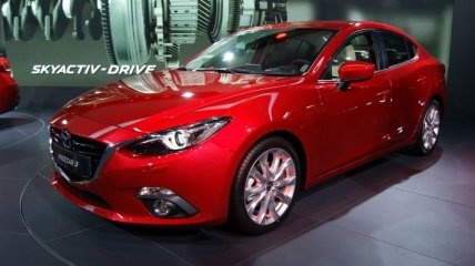 Во Франкфурте представили новую Mazda 3