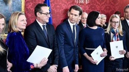 Новое правительство Австрии приняло присягу